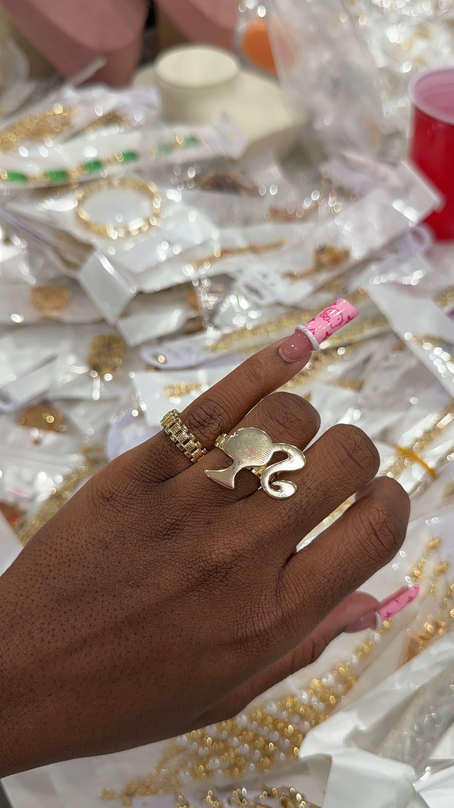 Barbz Rollie Ring