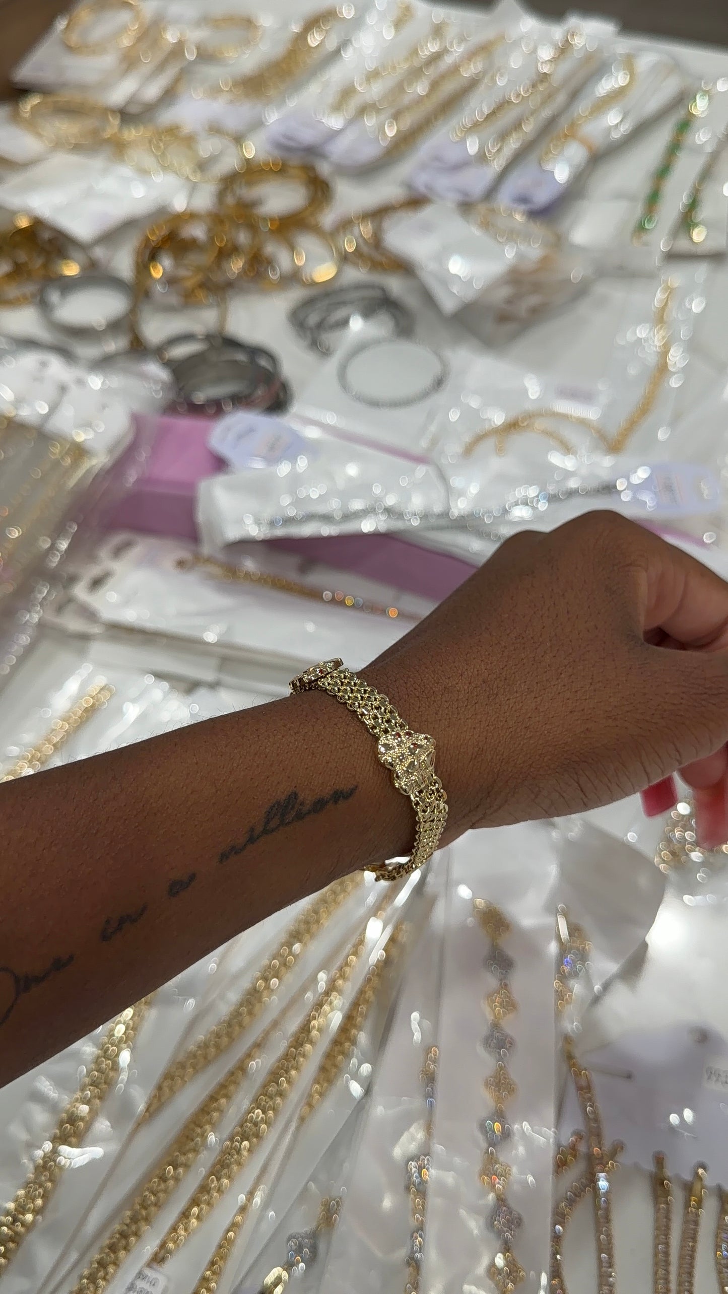 Queen of hearts bracelet
