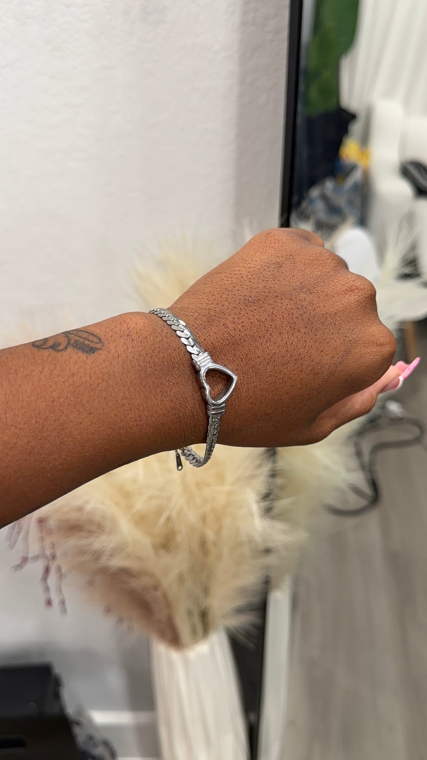 Open heart bracelet