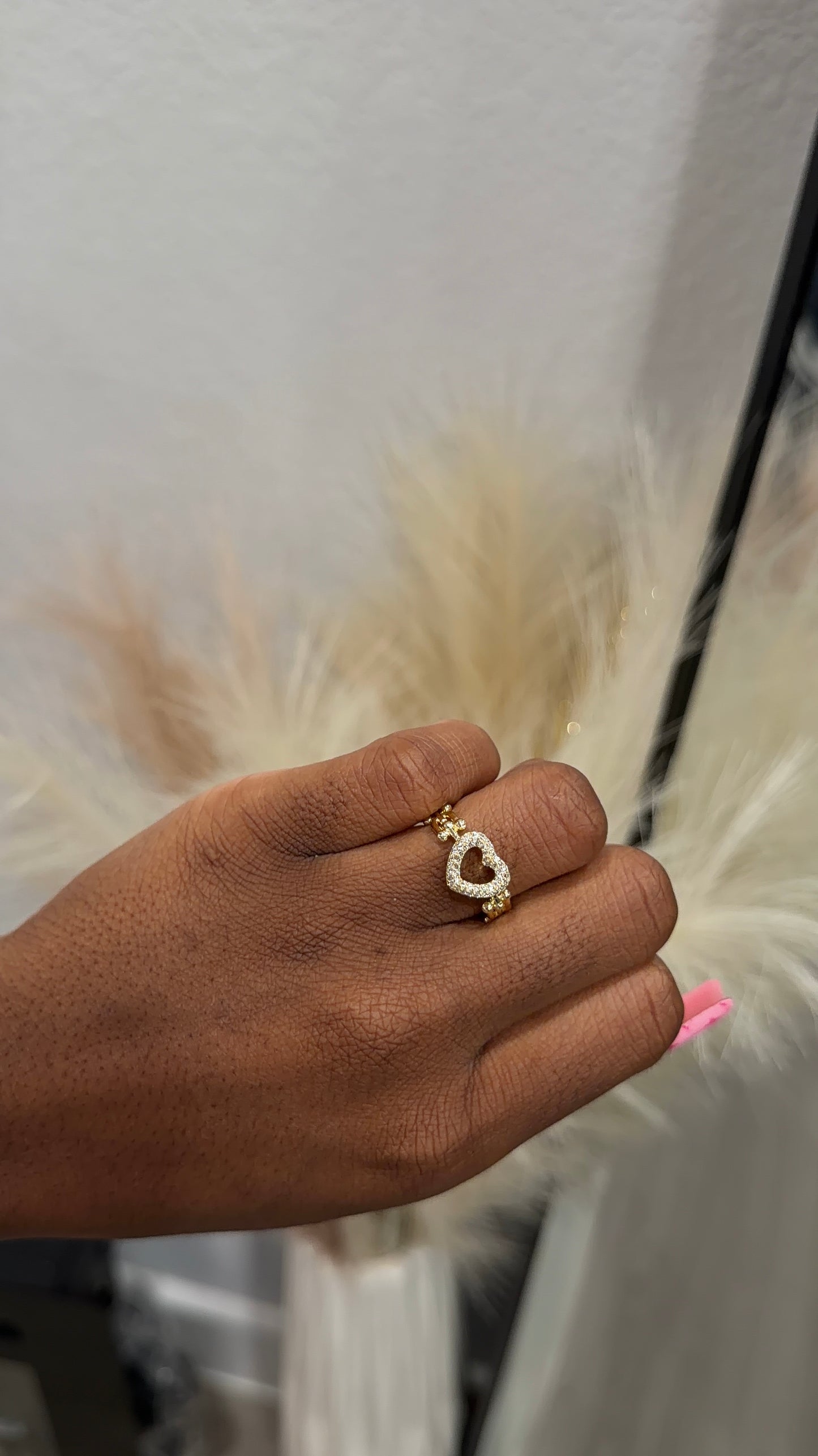 Heart chain ring