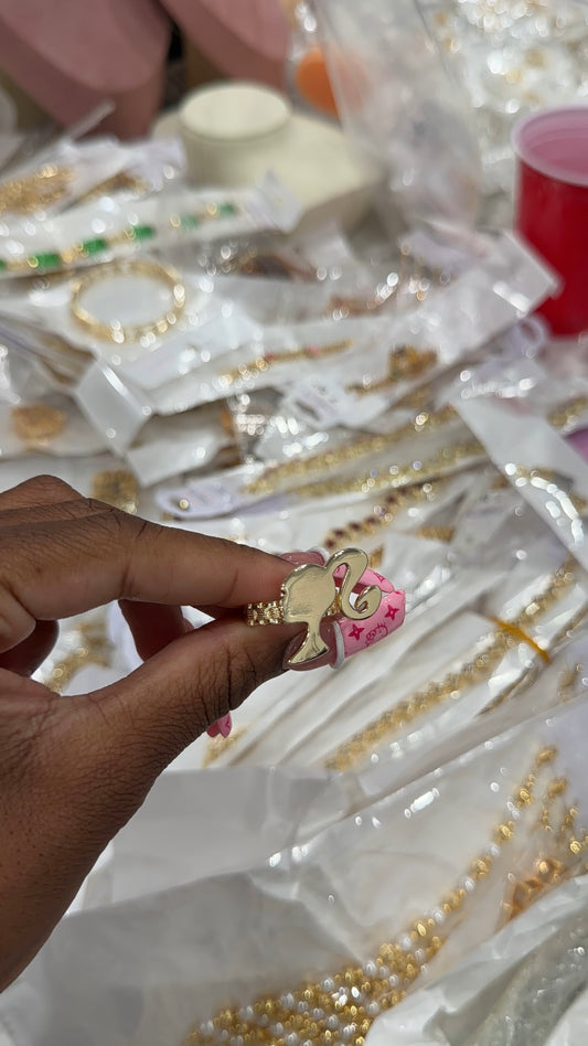 Barbz Rollie Ring