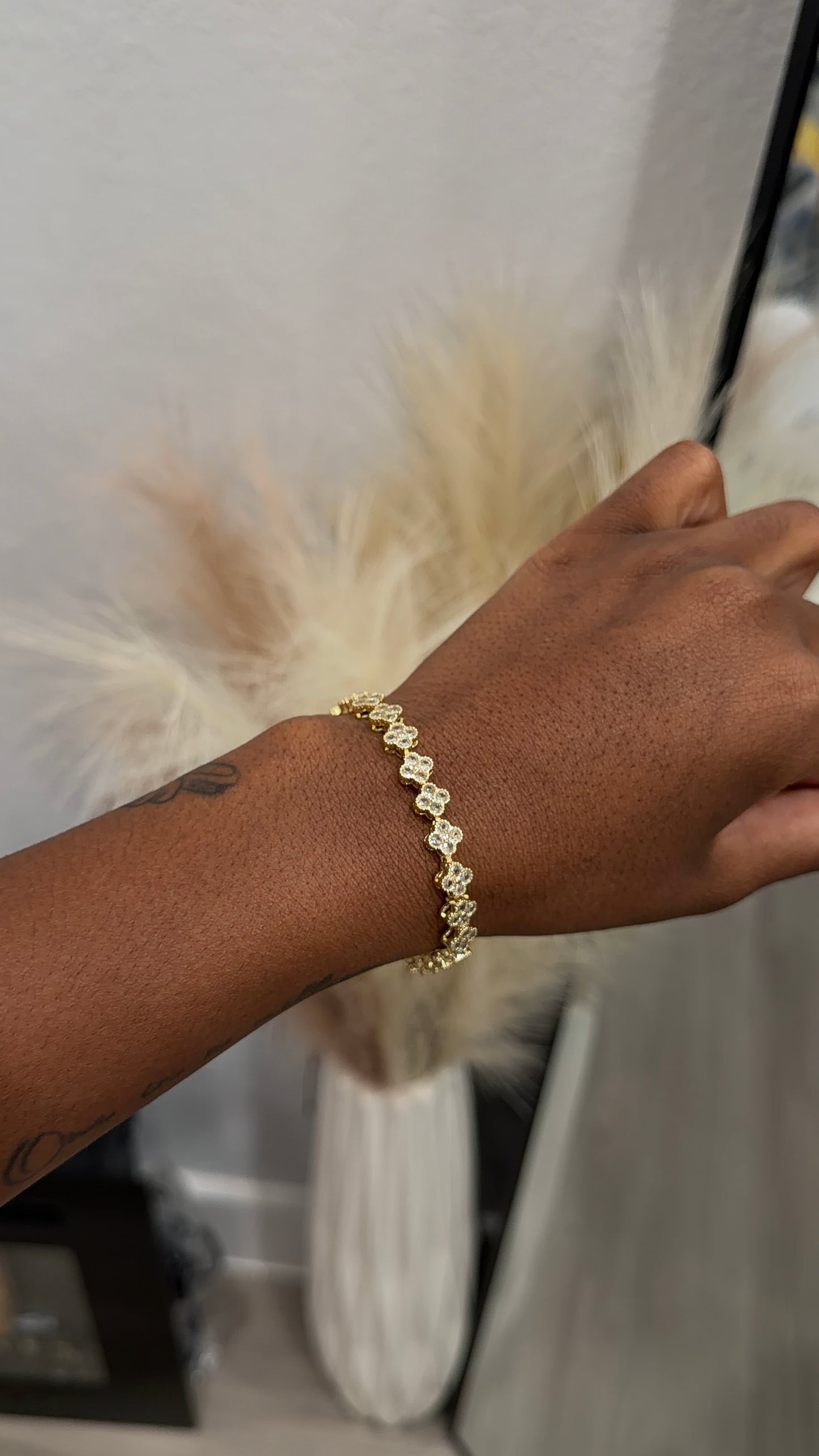 Diamond cleef bracelet